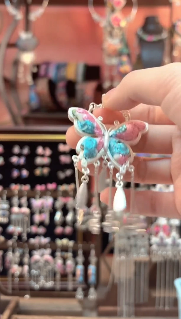 织绣云织遥老绣饰品  211