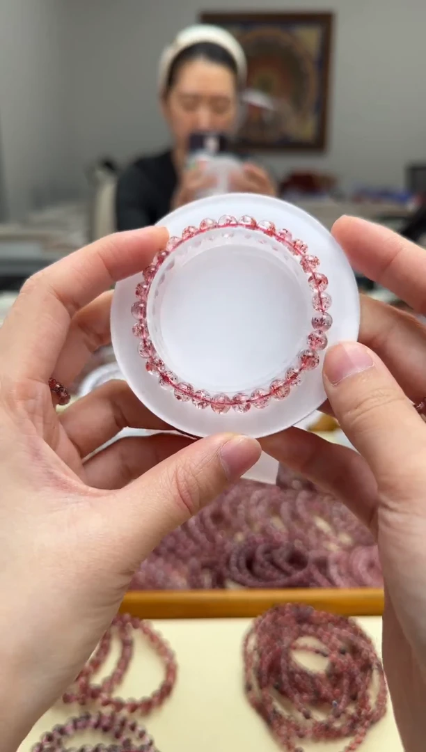 未镶嵌手串水晶透体彼岸花金草莓6mm 多样性发一