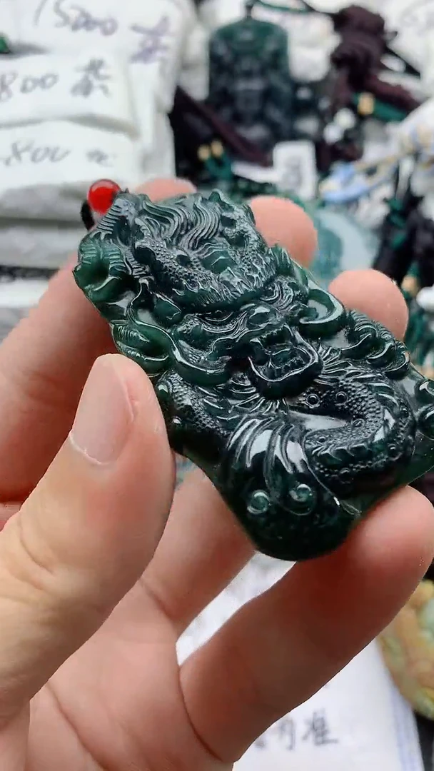 翡翠未镶嵌颈饰8888888888888