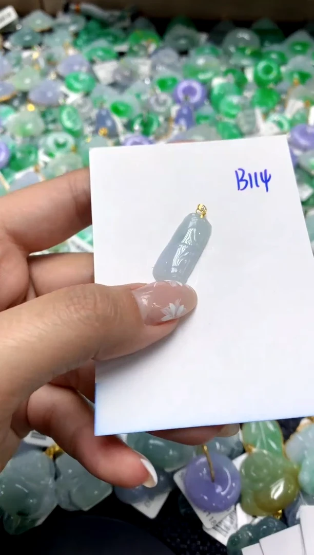 【闪购商品】翡翠颈饰18K金镶嵌1111111111111111