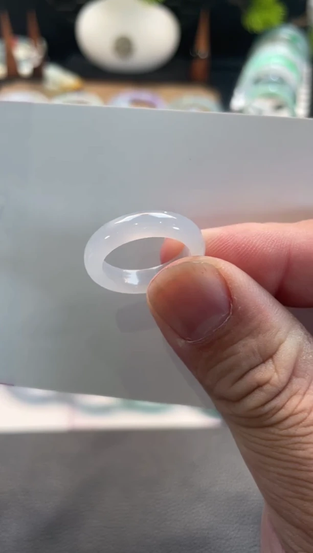 未镶嵌戒指翡翠51号链接 有纹裂 1415