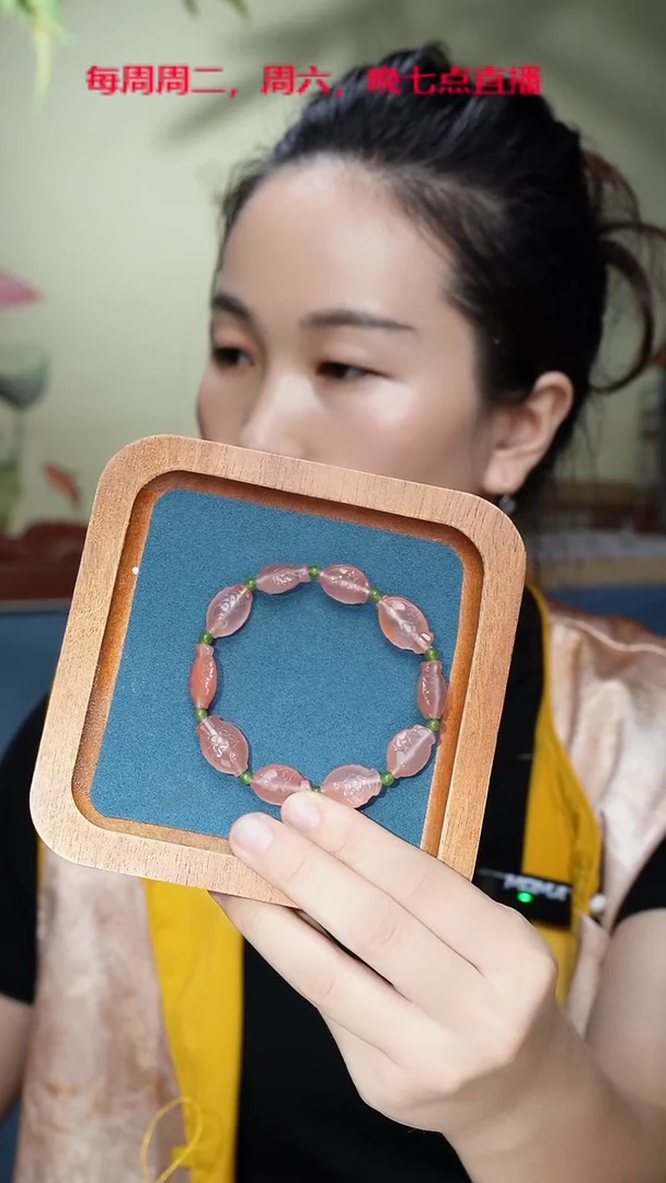 未镶嵌手串南红玛瑙手串
