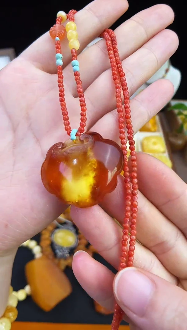 琥珀未镶嵌珠宝奇石柒月