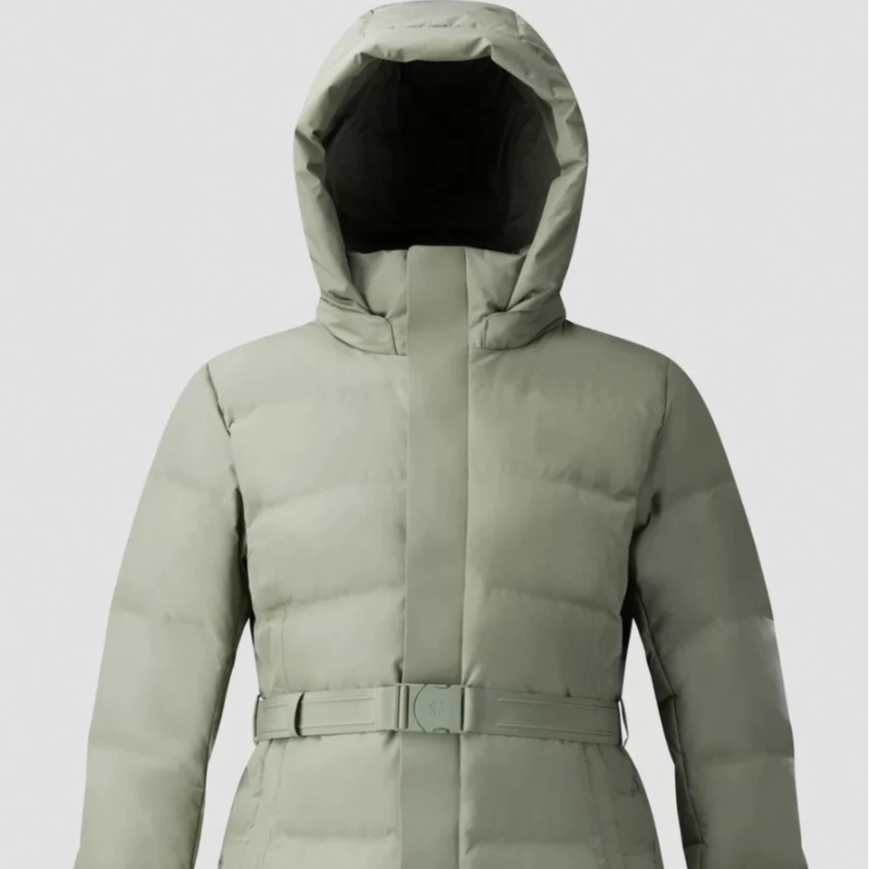 小蛮腰鹅绒服2005蒂