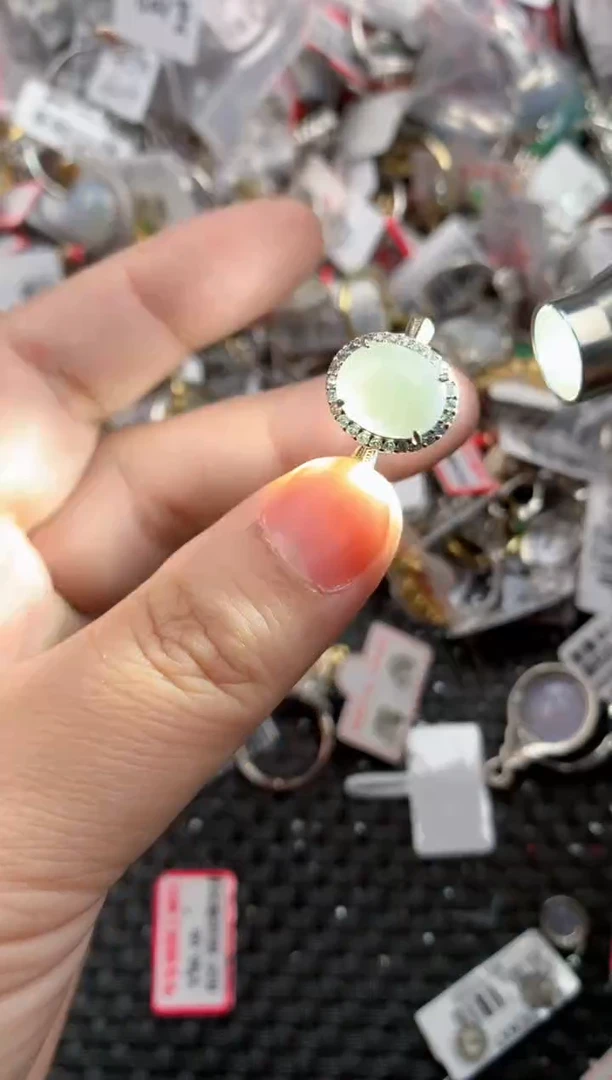 银S925镶嵌戒指翡翠10    1