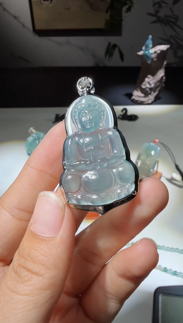 吊坠(不含链)未镶嵌翡翠观音