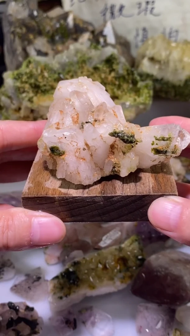 未镶嵌珠宝半成品水晶23号123g四川美姑超七花园水晶