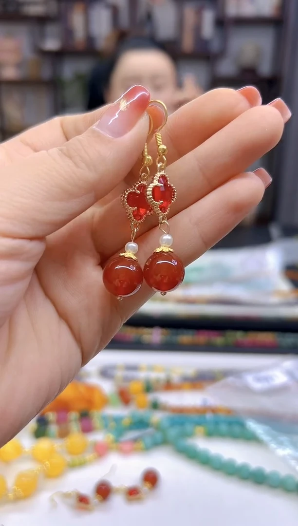 【闪购商品】玛瑙/玉髓耳坠14K金镶嵌E691