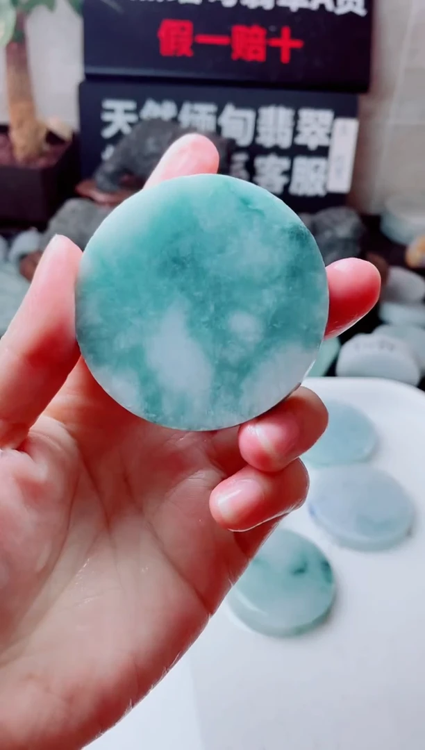 翡翠未镶嵌颈饰1693.....