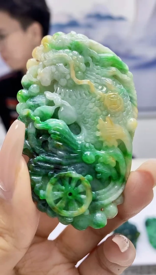 定制翡翠未镶嵌4688xx-毛货挂件50