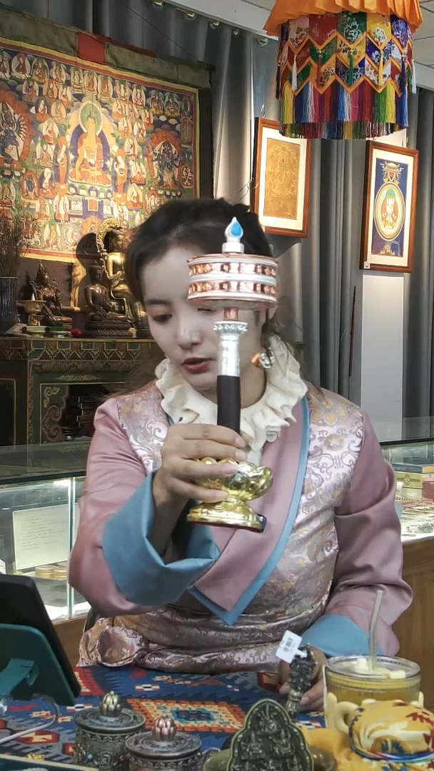 泥塑大白伞盖手摇转筒配底座