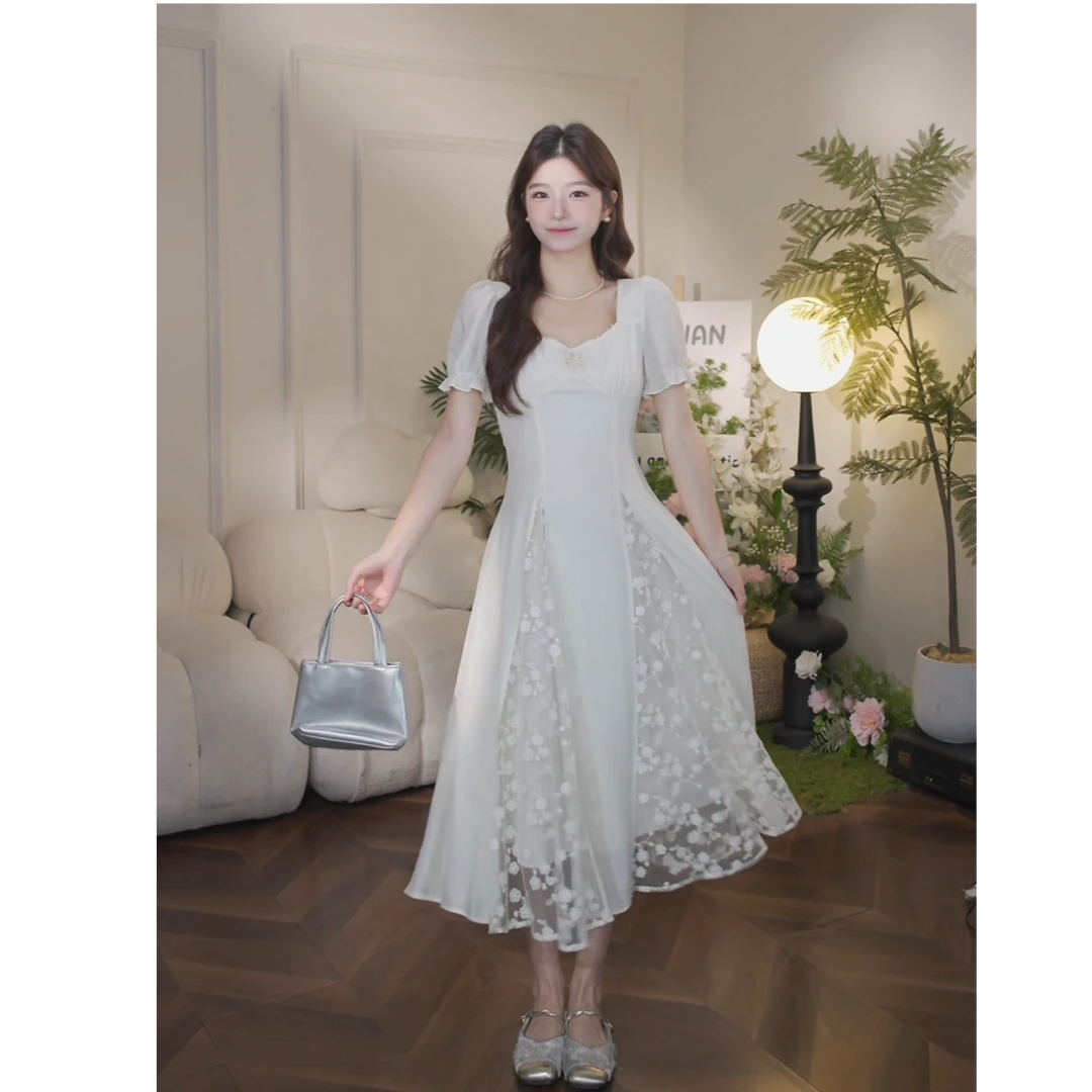 鹿向南「夏纳之夜」气质法式收腰浅杏色蕾丝连衣裙女长裙DYL661797