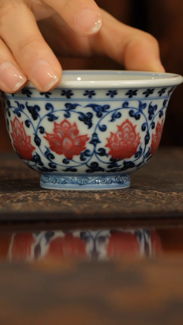 月亮推荐古官青玉@@牛血红缠枝莲大压手杯