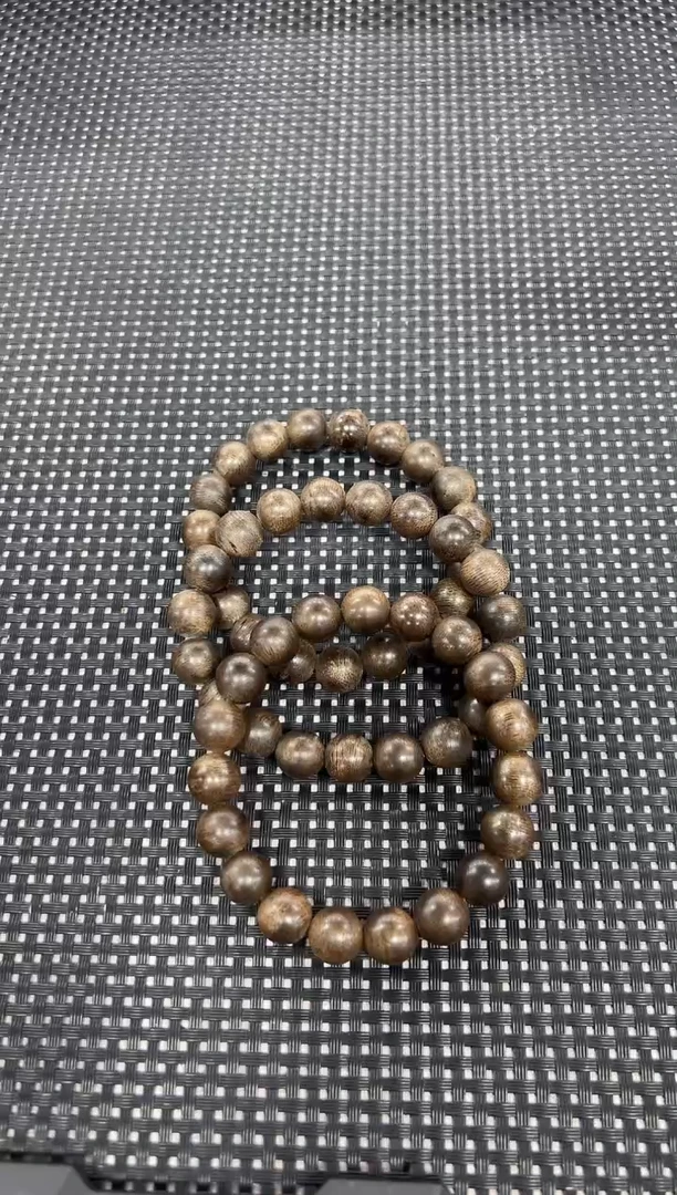 手串沉香木约11mm+（多样性发一件）