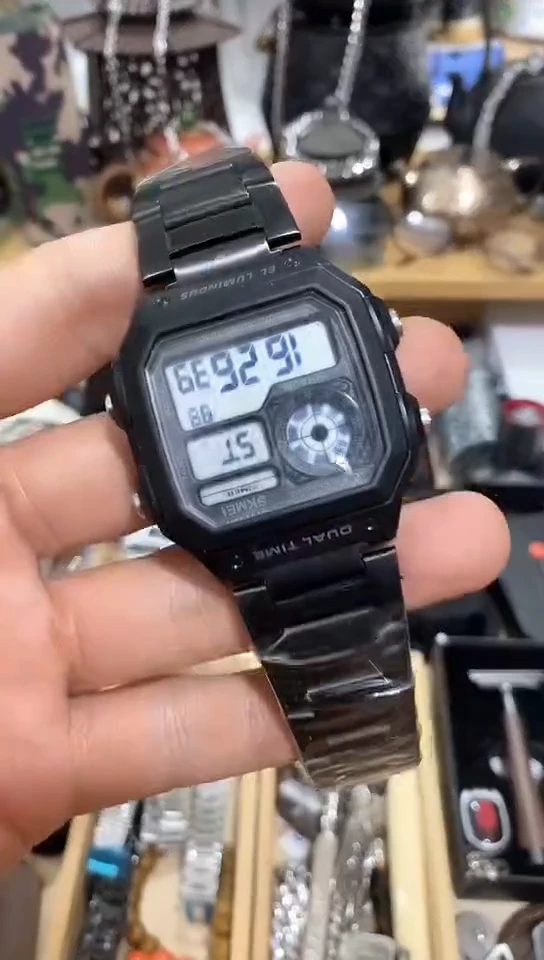 瓷片闪购商品  如图所示
