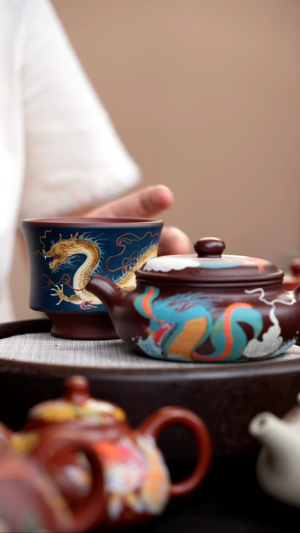茶壶紫砂紫泥仿古泥绘蓝龙+杯