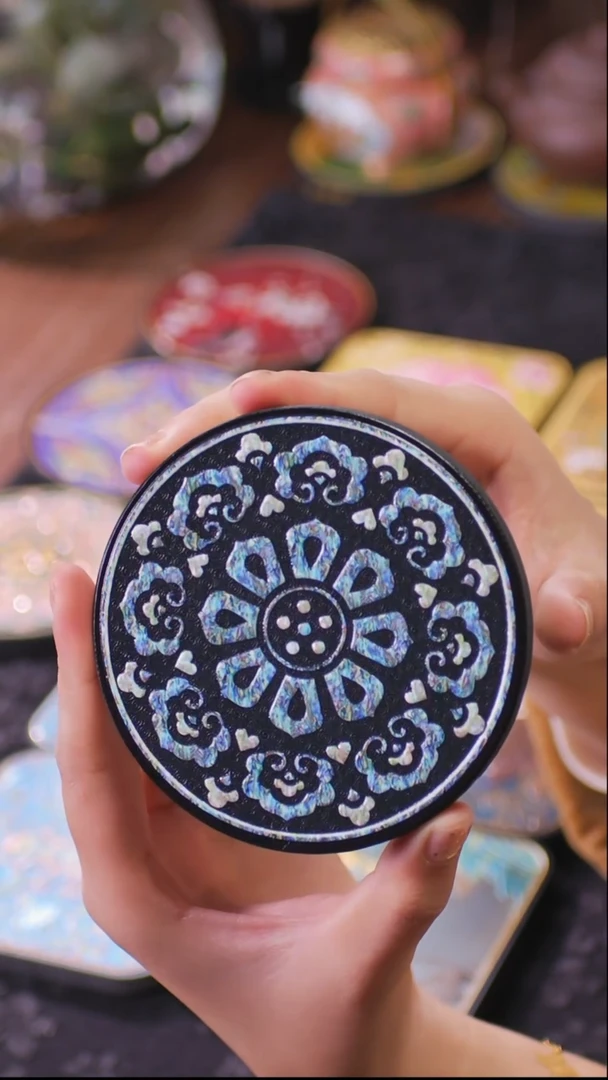 壹藏贰宝幻夜图案杯垫一片