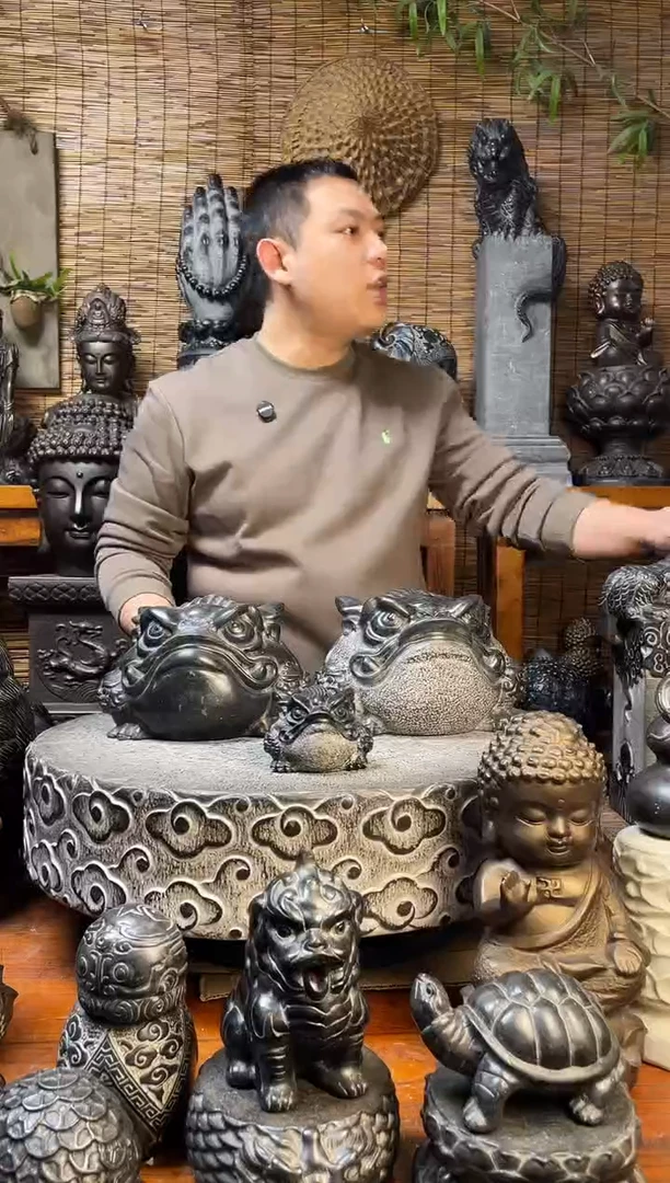 石材10金蟾天然青石雕刻