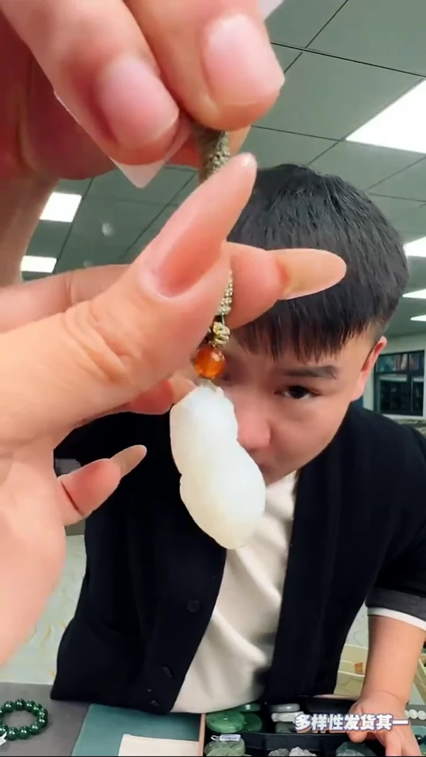 颈饰未镶嵌和田玉b86
