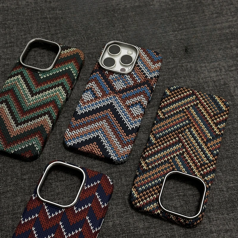 夜光磁吸【波西米亚系列】适用苹果iPhone16promax/12pro手机壳浮雕