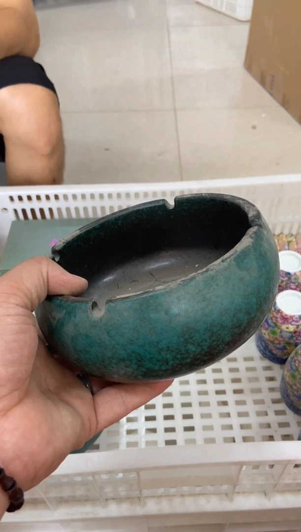 摆件摄影的产品有使用过的痕迹有点脏介意勿拍