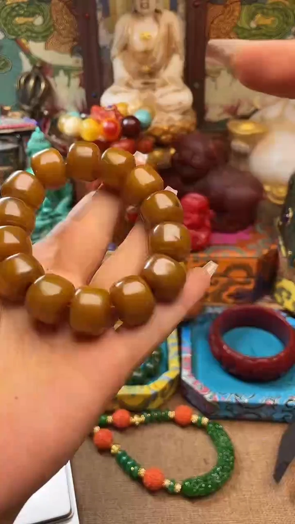 未镶嵌颈饰蜜蜡好物推荐好物推荐