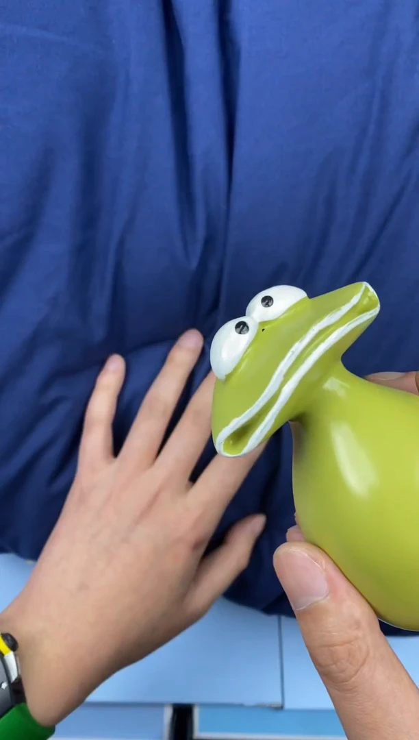 瓷片手工商品，没有品牌dong