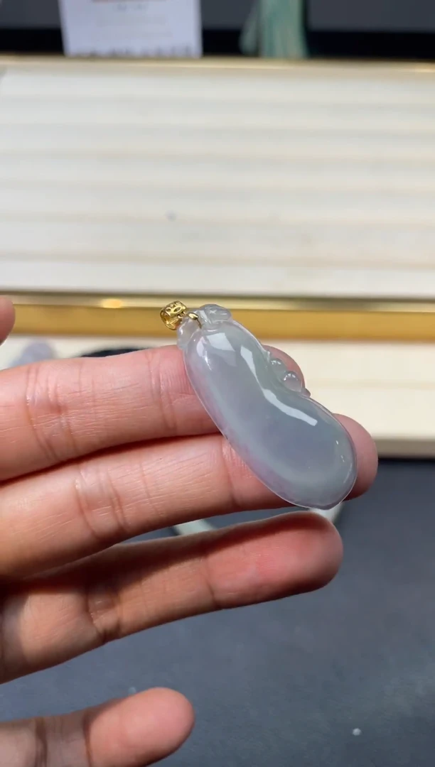 【闪购商品】翡翠颈饰18K金镶嵌85......