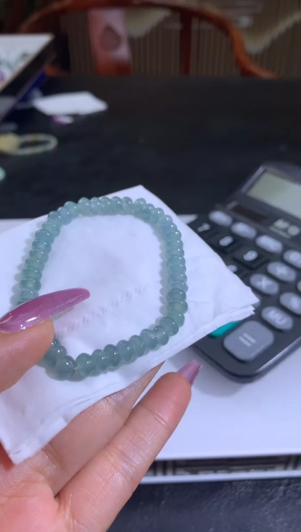 未镶嵌定制翡翠清****?翡翠