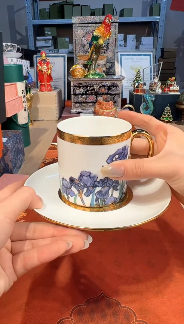 【闪购商品】杯127自然写生-梵高鸢尾杯碟（高）