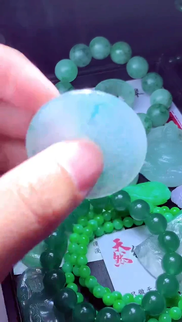 未镶嵌定制翡翠梦*?翡翠毛货定制570580