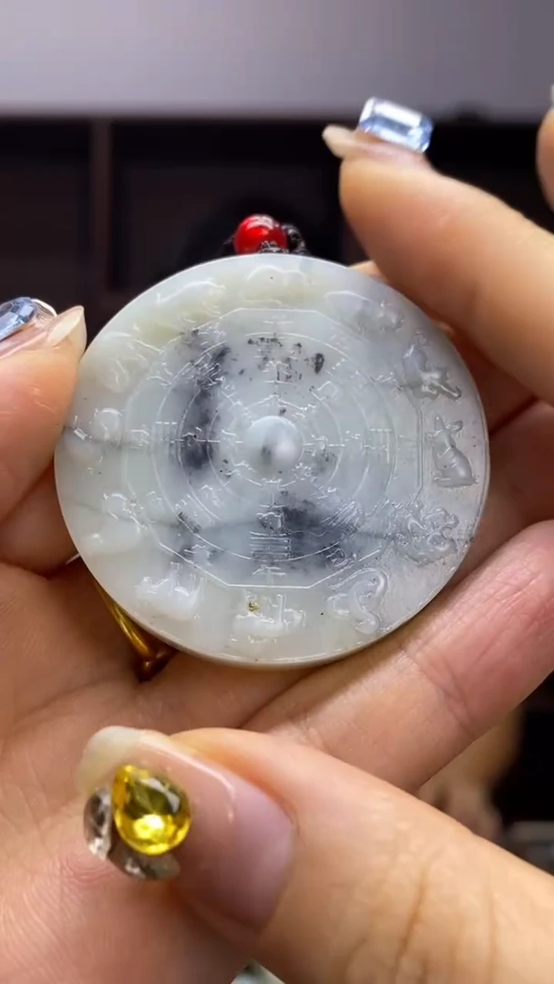 未镶嵌岫玉挂件