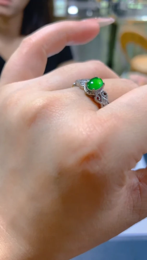 未镶嵌戒指翡翠多样性发一