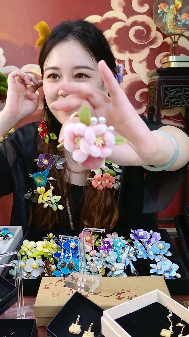 刺绣纯手工非遗绒花