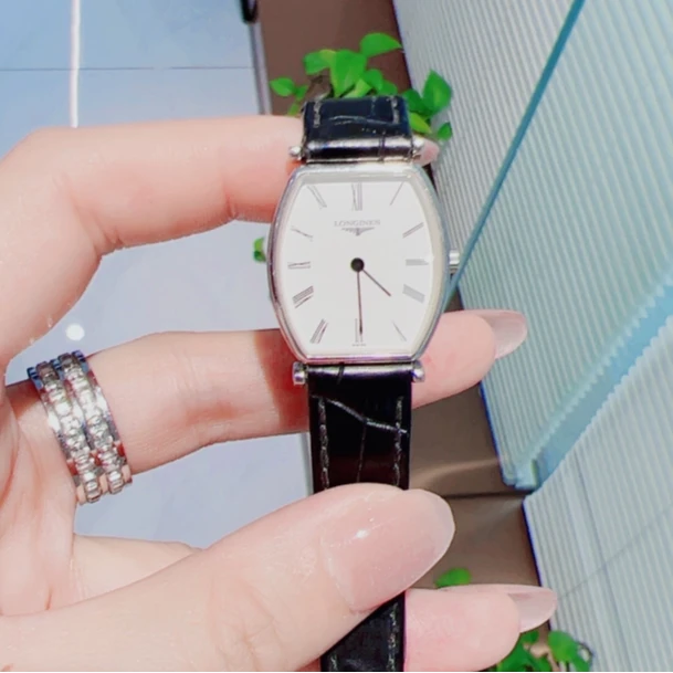 99新 Longines/浪琴 安安专属-嘉岚系列/白盘酒桶/公价10000