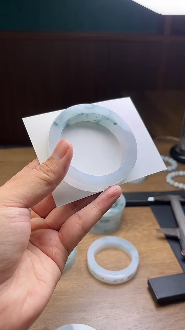 未镶嵌手镯定制翡翠棒*冰定制