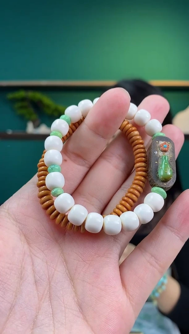 【闪购商品】橄榄核吊坠原创设计款