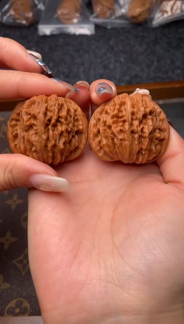 把件文玩核桃B136号44尺四座楼