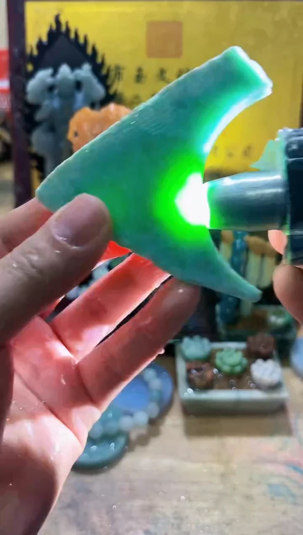 未镶嵌挂件翡翠A货常星8174