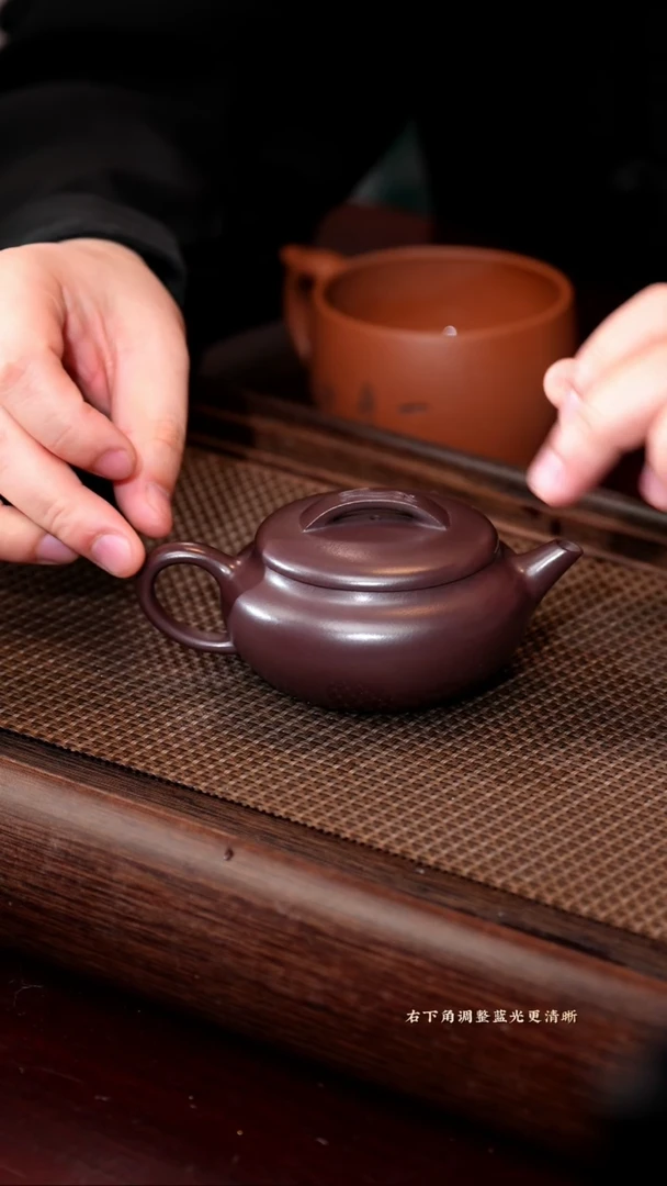 【闪购商品】紫砂茶壶0520025077 吉卯 古乌泥160