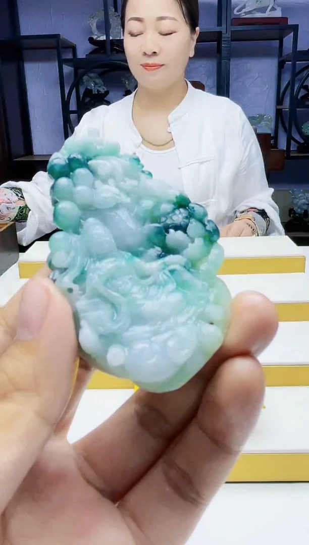 定制翡翠未镶嵌毛货05310131