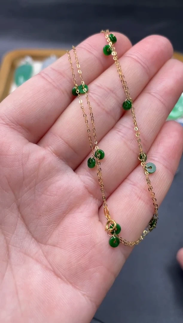 【闪购商品】翡翠颈饰18K金镶嵌33.........