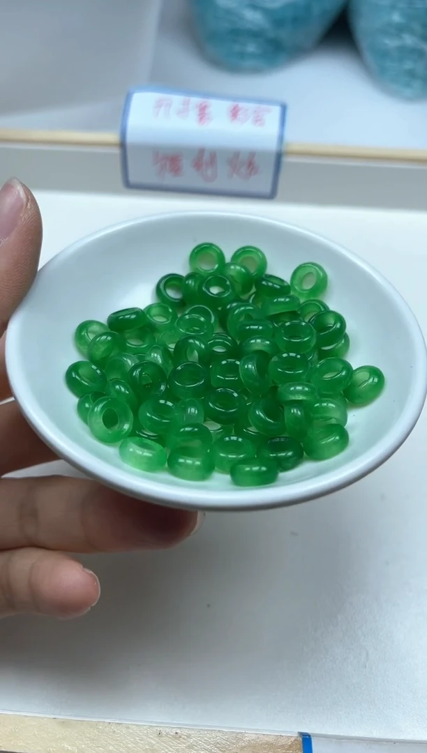 玛瑙/玉髓散珠未镶嵌M930绿玛瑙甜甜圈10*内5mm20颗9.9元
