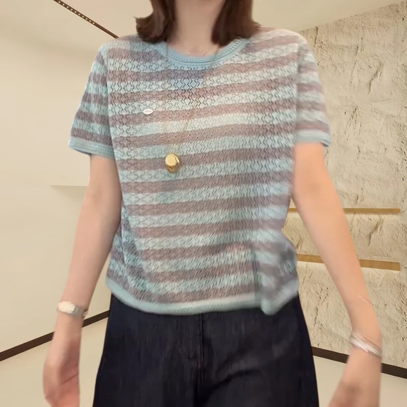 夏季透气镂空条纹短袖上衣2025新款爆款时尚洋气设计独特漂亮小衫