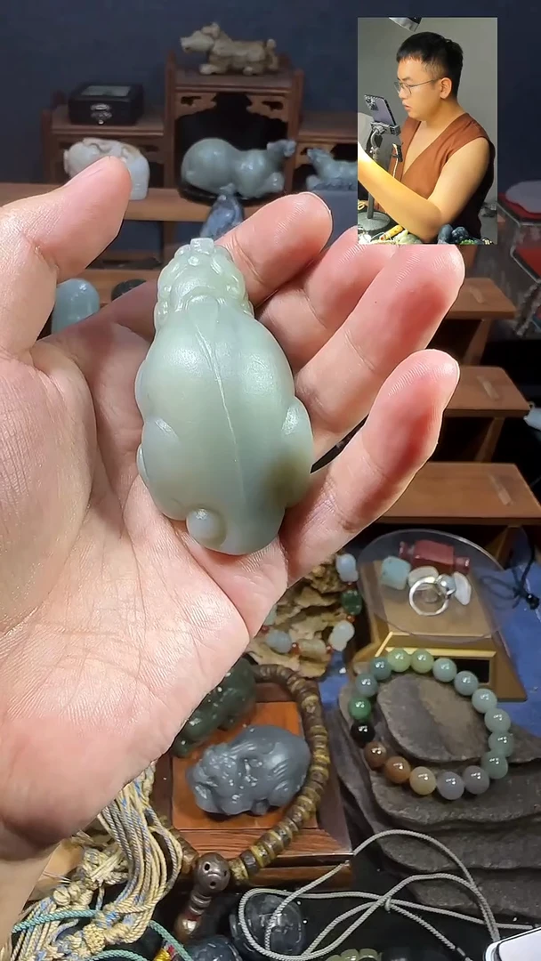 颈饰未镶嵌和田玉?*⬛1