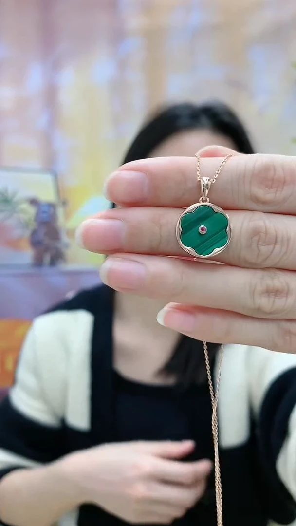 【闪购商品】孔雀石吊坠(赠链)银S925镶嵌dd@@孔雀石925吊坠3035-15