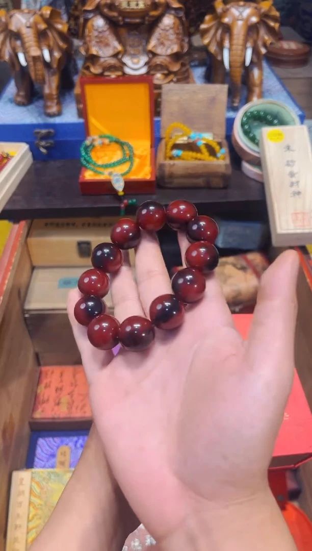 未镶嵌琥珀裸石P老七专属高端精品111