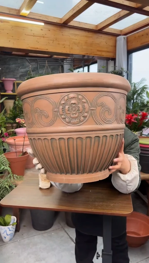 40.6*33/古铜色手工浮雕强体花盆/OB81C
