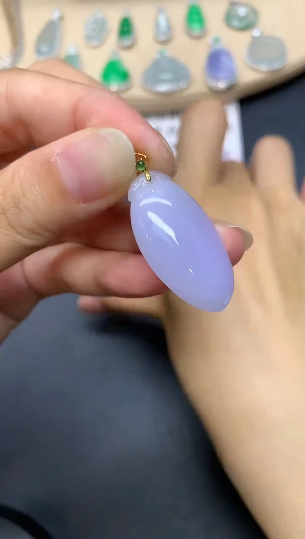 翡翠18K金镶嵌吊坠(不含链)福瓜【无服务费】