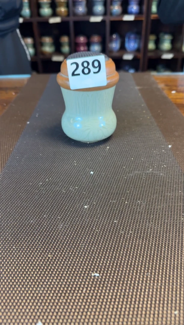 炮筒 缠枝莲  一只 289